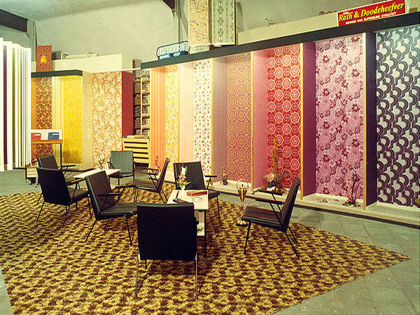 Eerste behang toonzaal