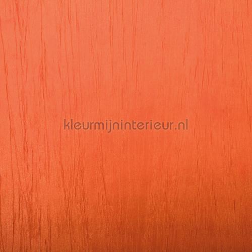 Crushed silk warm oranje 90-017 behang Rodeka