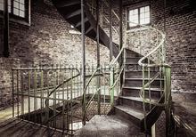 Staircase in old building fototapet Kleurmijninterieur All-images