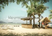 Beach bar in bright colors papier murales Landscape Kleurmijninterieur