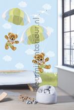 Parachute beertjes wallcovering Behang Expresse Kay and Liv ink7017