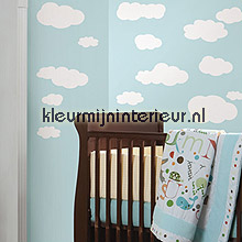 White Clouds wallstickers RoomMates vindue stickers 