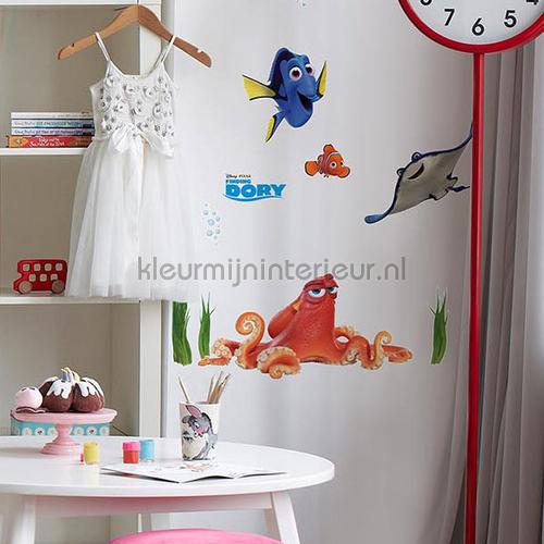 dory and friends decorative selbstkleber 14051h Raumbilder Komar